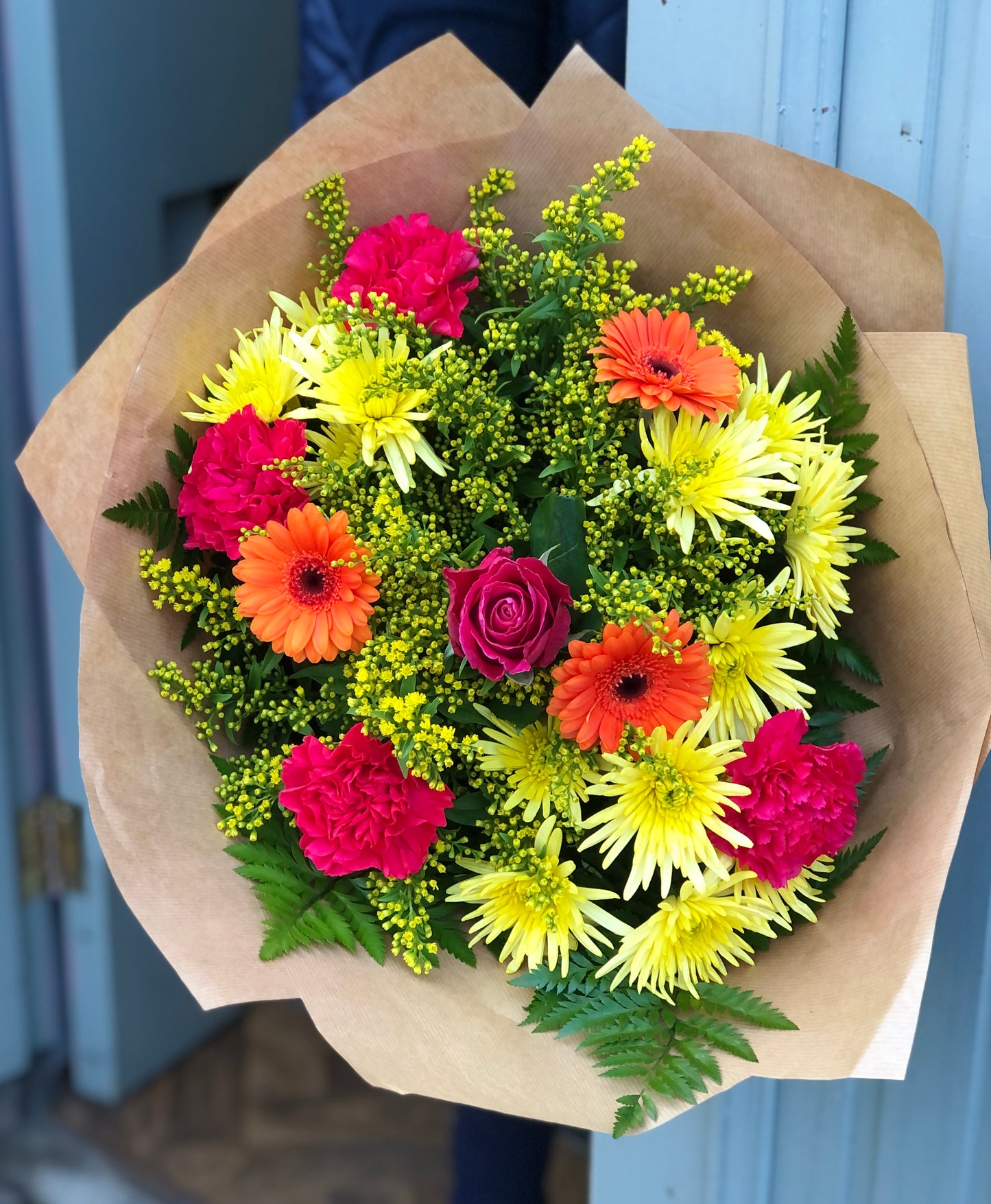 Flowers delivered to your door once a month for 6 Months with the purchase of a Subscription