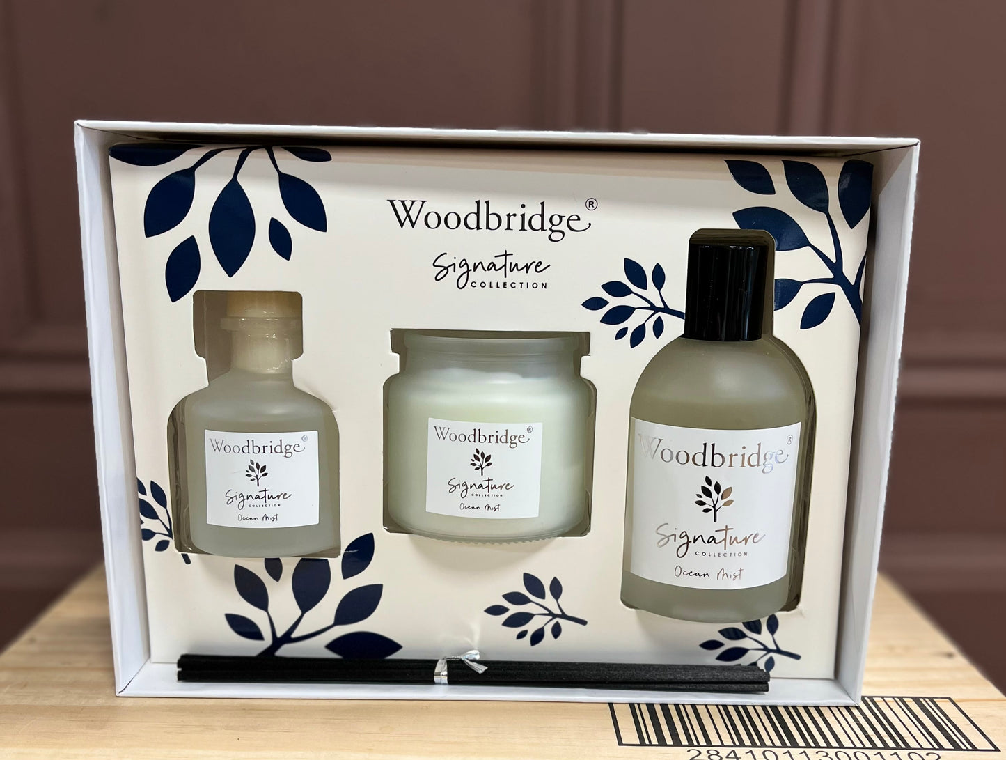 Woodbridge Signature collection Luxury Gift Set